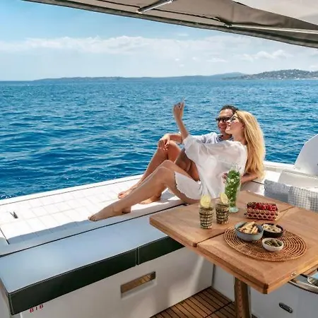 Suiteonboat * Napoli