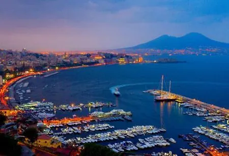 Botel Suiteonboat Napoli