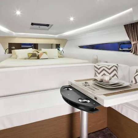 Suiteonboat